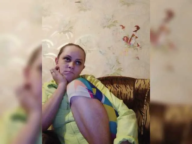 Live sex webcam photo for REPTILIAY #276953313