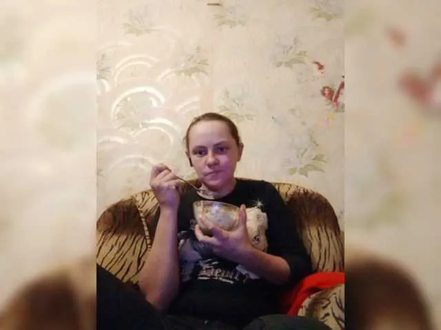 Live sex webcam photo for REPTILIAY #277041961