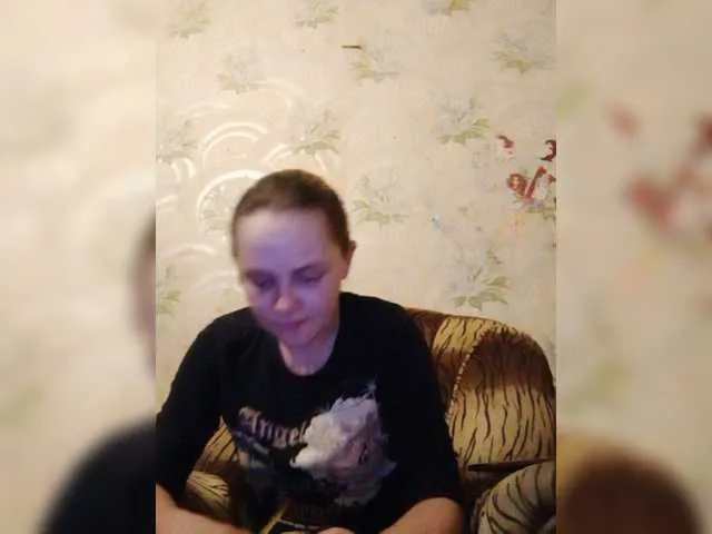 Live sex webcam photo for REPTILIAY #277054916