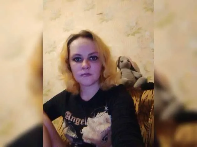 Live sex webcam photo for REPTILIAY #277112809