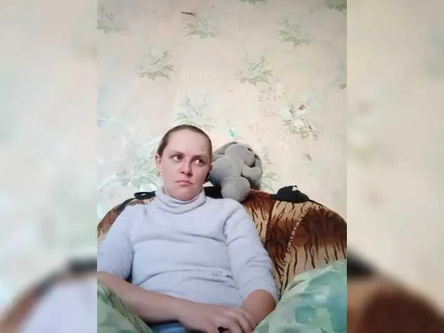 Live sex webcam photo for REPTILIAY #277124604