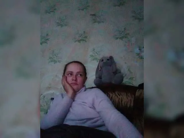 Live sex webcam photo for REPTILIAY #277130286