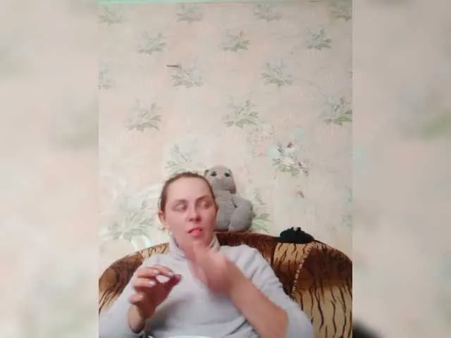 Live sex webcam photo for REPTILIAY #277131578