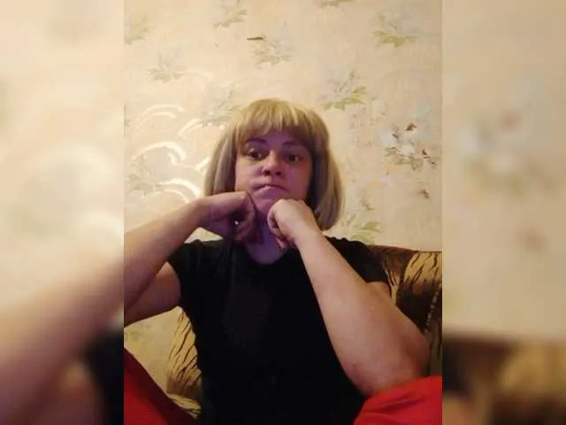 Live sex webcam photo for REPTILIAY #277174306