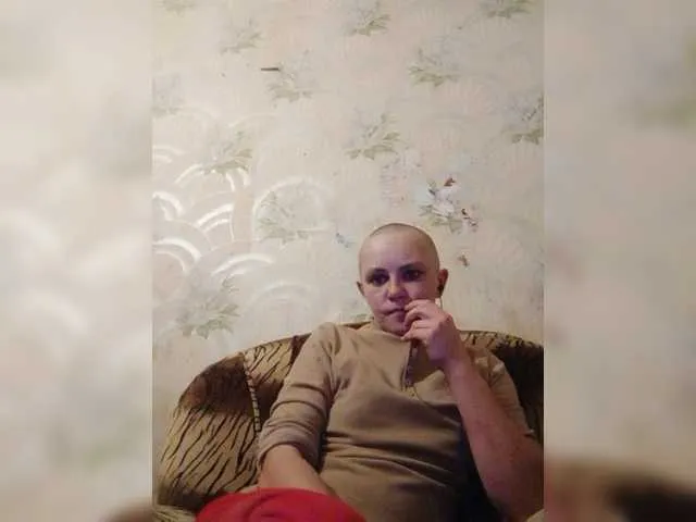Live sex webcam photo for REPTILIAY #277181550