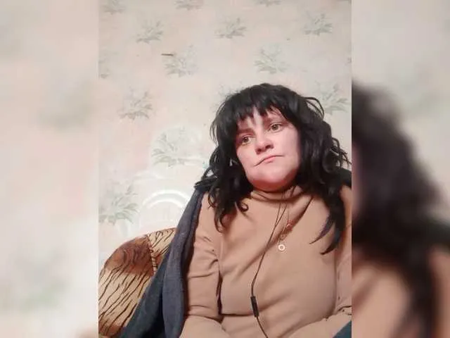 Live sex webcam photo for REPTILIAY #277201174