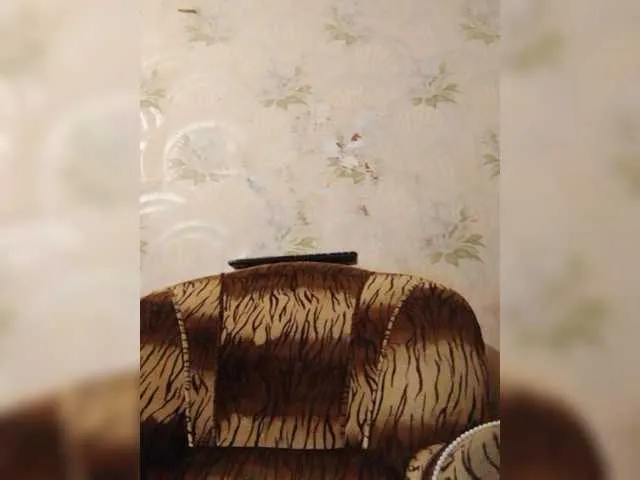 Live sex webcam photo for REPTILIAY #277217177