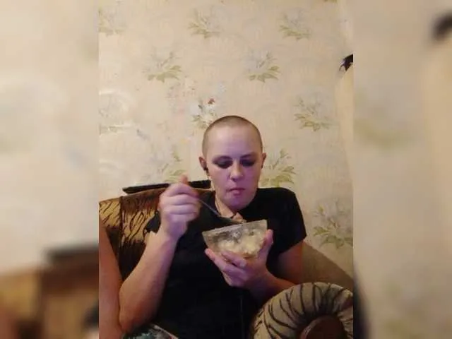 Live sex webcam photo for REPTILIAY #277245426