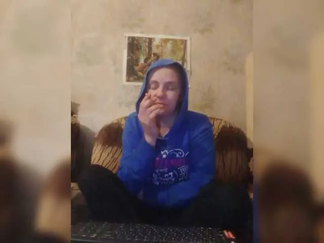 Live sex webcam photo for REPTILIAY #290397508