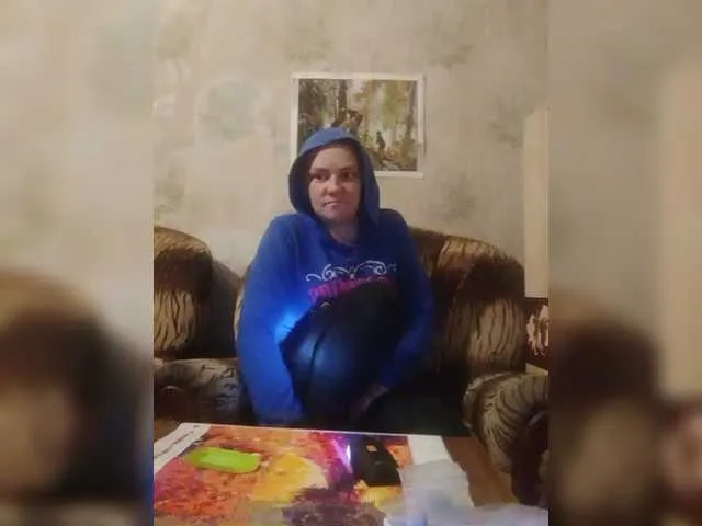 Live sex webcam photo for REPTILIAY #290404677