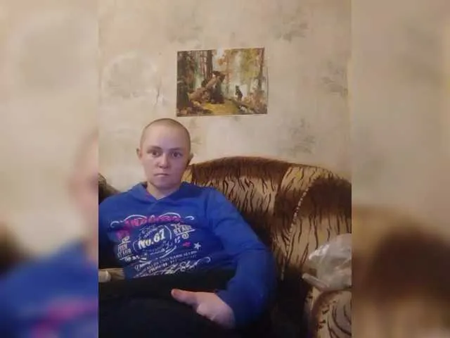 Live sex webcam photo for REPTILIAY #290419043
