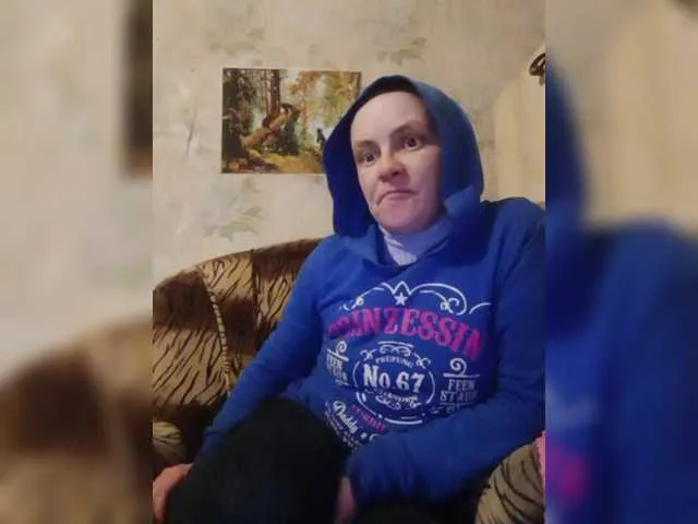 Live sex webcam photo for REPTILIAY #290425427