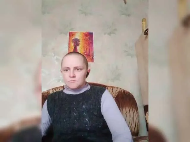 Live sex webcam photo for REPTILIAY #290464507