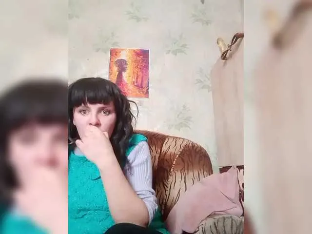 Live sex webcam photo for REPTILIAY #290494848