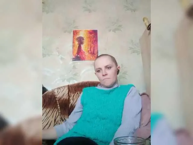 Live sex webcam photo for REPTILIAY #290499926