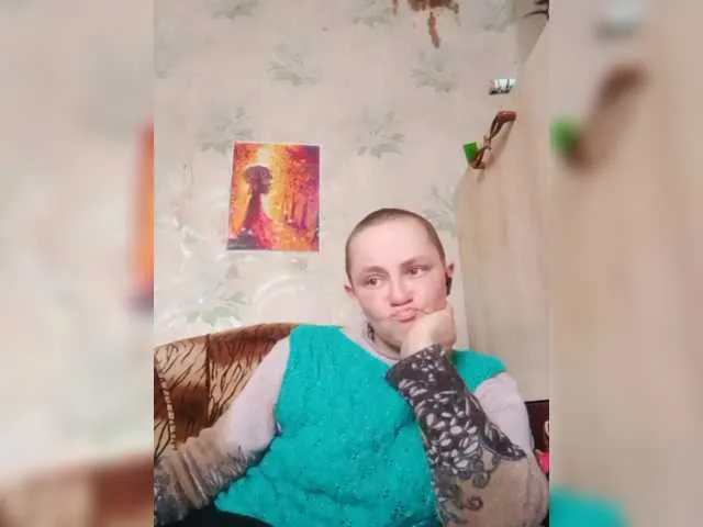 Live sex webcam photo for REPTILIAY #290520454