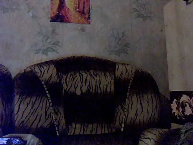 Live sex webcam photo for REPTILIAY #290569822