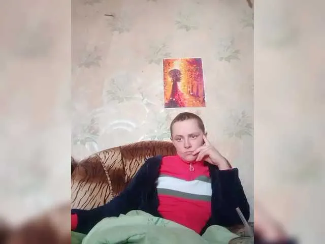 Live sex webcam photo for REPTILIAY #290642105