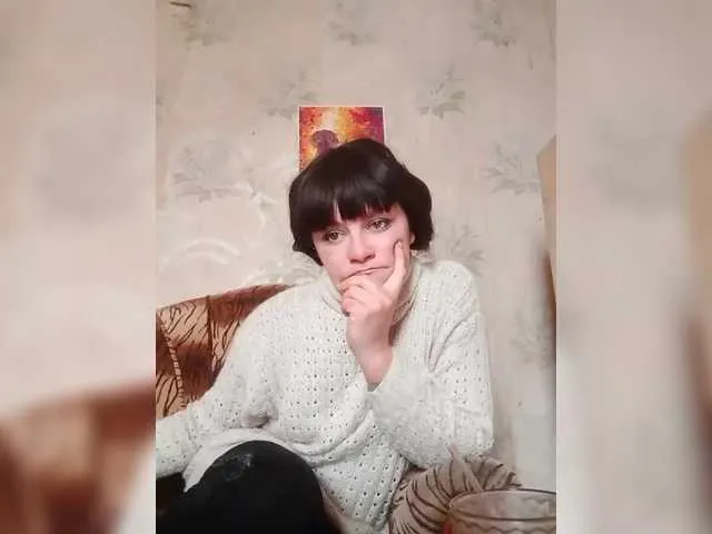 Live sex webcam photo for REPTILIAY #290684183