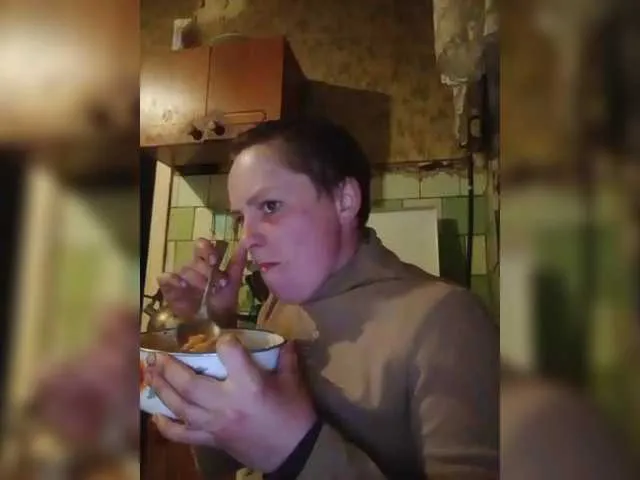 Live sex webcam photo for REPTILIAY #290890751