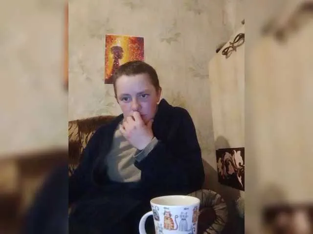 Live sex webcam photo for REPTILIAY #290904553