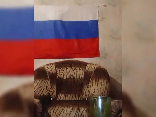 Live sex webcam photo for REPTILIAY #290979745