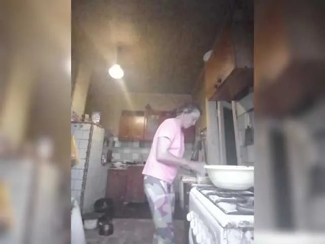 Live sex webcam photo for REPTILIAY #291287427