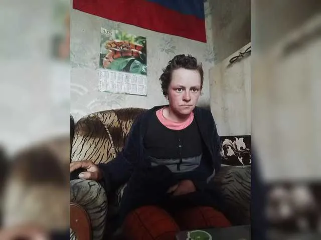 Live sex webcam photo for REPTILIAY #291353360