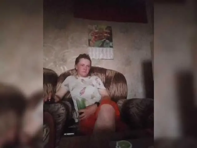 Live sex webcam photo for REPTILIAY #291372912