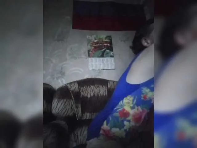 Live sex webcam photo for REPTILIAY #291412744