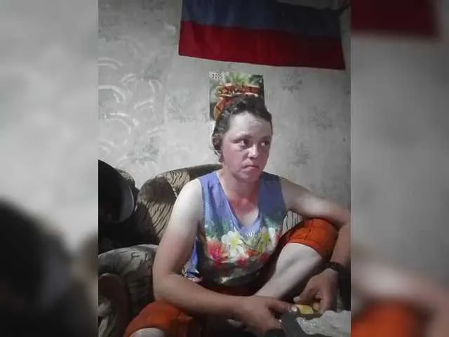 Live sex webcam photo for REPTILIAY #291434277