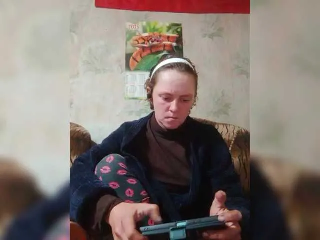 Live sex webcam photo for REPTILIAY #292164114