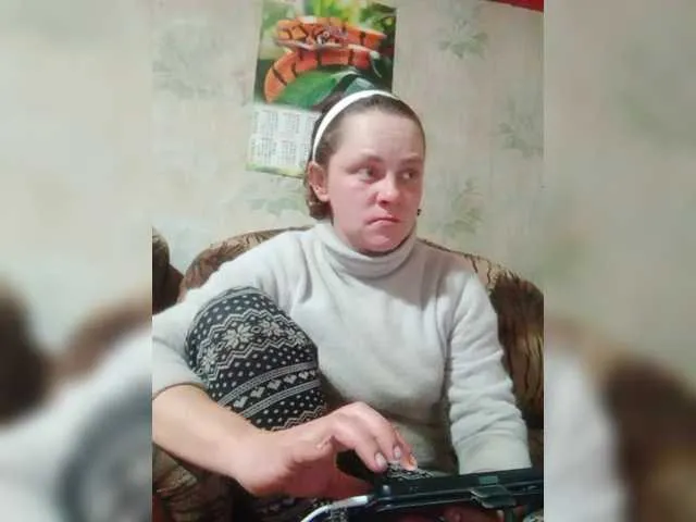 Live sex webcam photo for REPTILIAY #292342725