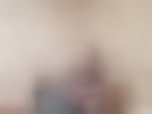 Live sex webcam photo for REPTILIAY #292791112