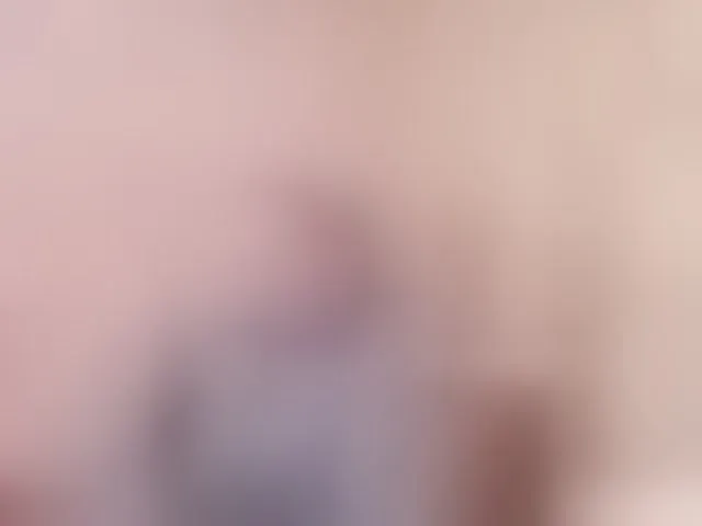 Live sex webcam photo for REPTILIAY #292983101