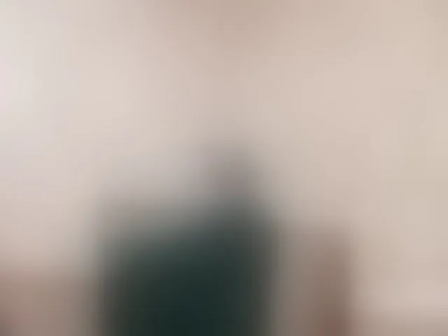 Live sex webcam photo for REPTILIAY #293024983