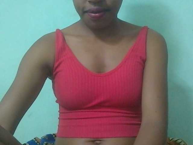 Live sex webcam photo for ROCHELLE1 #278093062