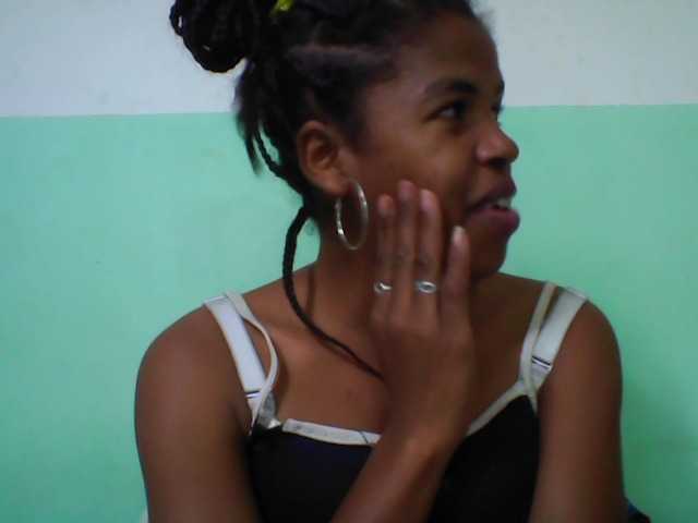 Live sex webcam photo for ROCHELLE1 #278275432