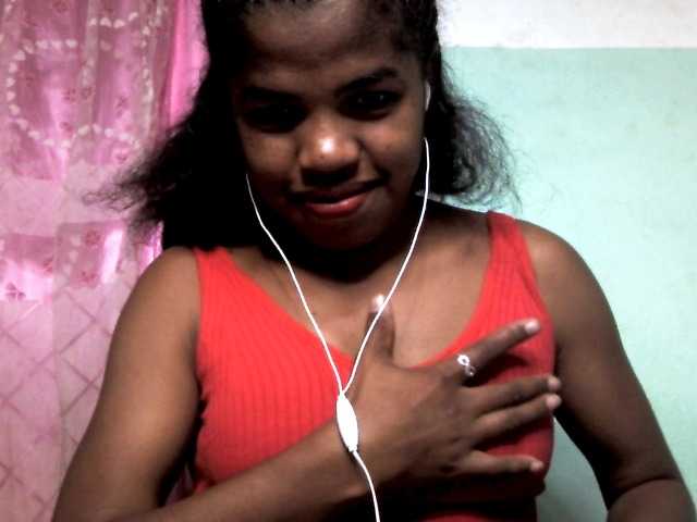 Live sex webcam photo for ROCHELLE1 #289506441