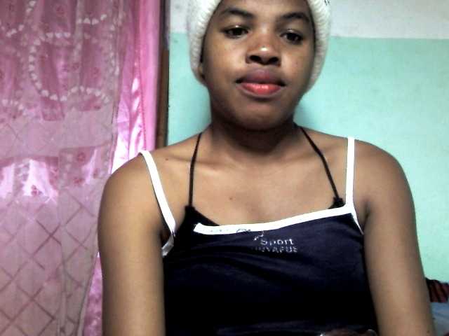 Live sex webcam photo for ROCHELLE1 #289578432