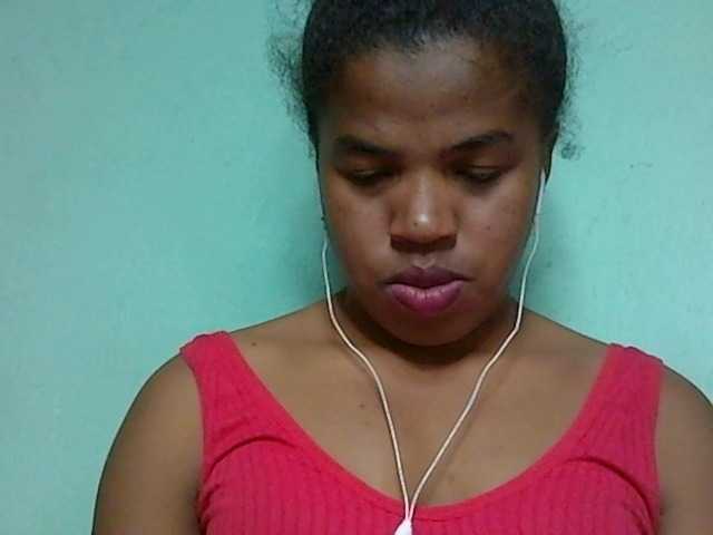 Live sex webcam photo for ROCHELLE1 #289730939