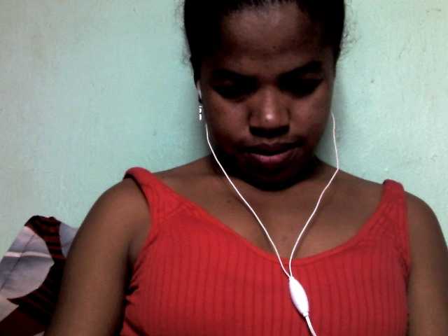 Live sex webcam photo for ROCHELLE1 #289742059