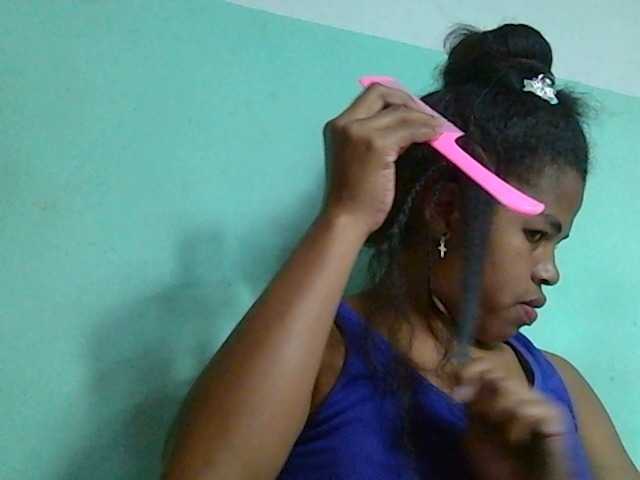 Live sex webcam photo for ROCHELLE1 #289992856