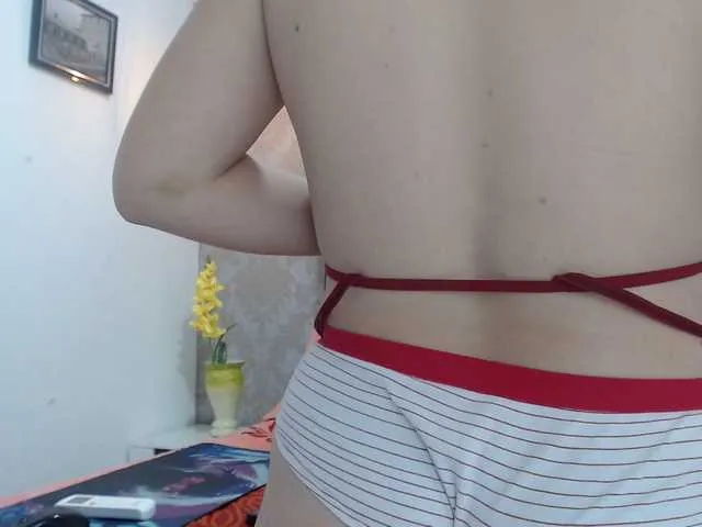 Live sex webcam photo for ROCIOREYNA #277194236