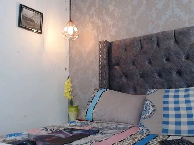 Live sex webcam photo for ROCIOREYNA #277243142