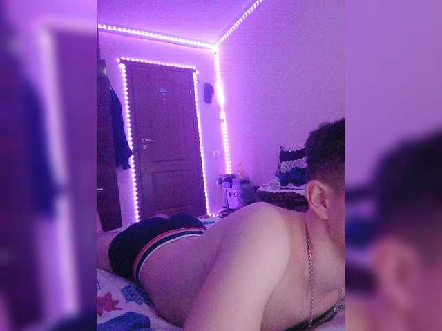 Live sex webcam photo for ROMANTIKOVUCH #277592070