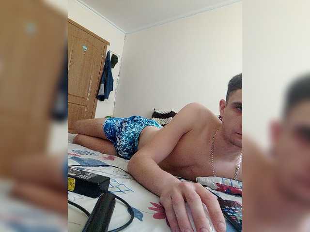 Live sex webcam photo for ROMANTIKOVUCH #277602018