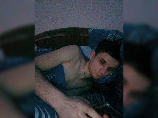 Live sex webcam photo for ROMANTIKOVUCH #277755033