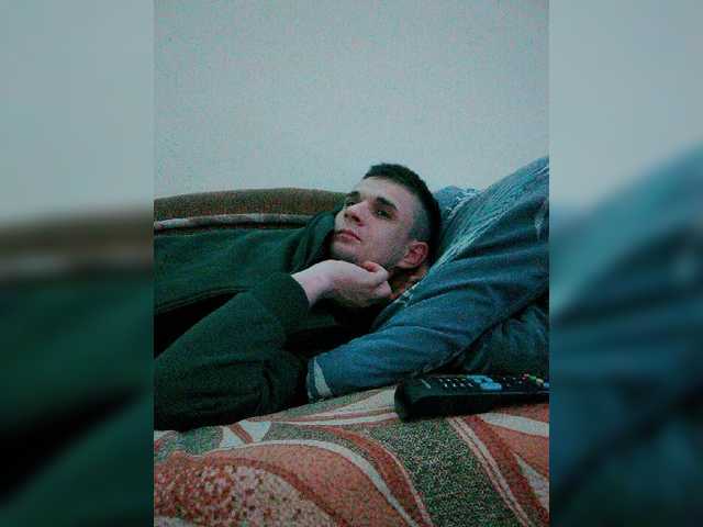 Live sex webcam photo for ROMANTIKOVUCH #277800042