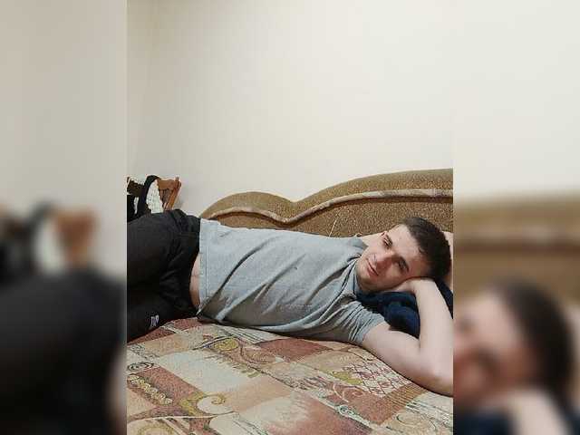 Live sex webcam photo for ROMANTIKOVUCH #277845634